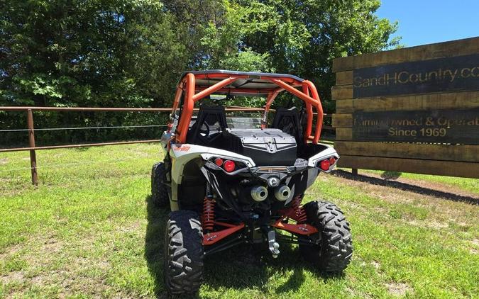 2017 Can-Am® Maverick 1000R