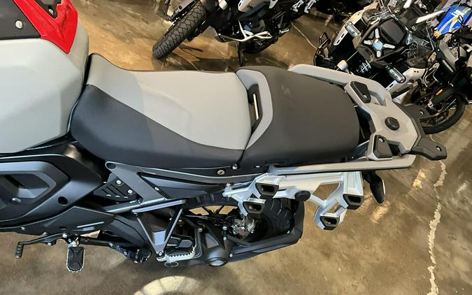 2025 BMW R1300GS