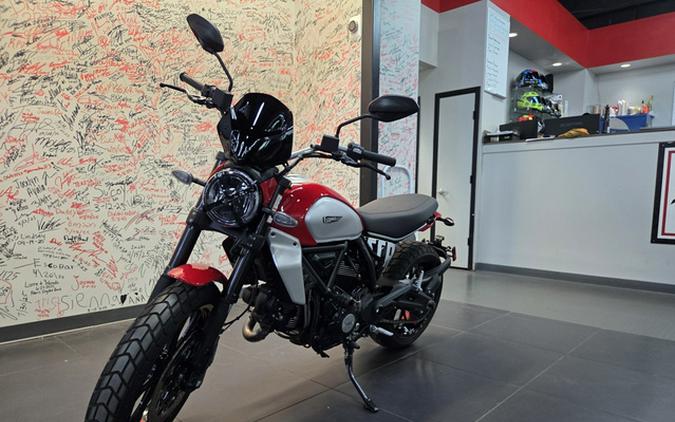 2024 Ducati Scrambler Icon