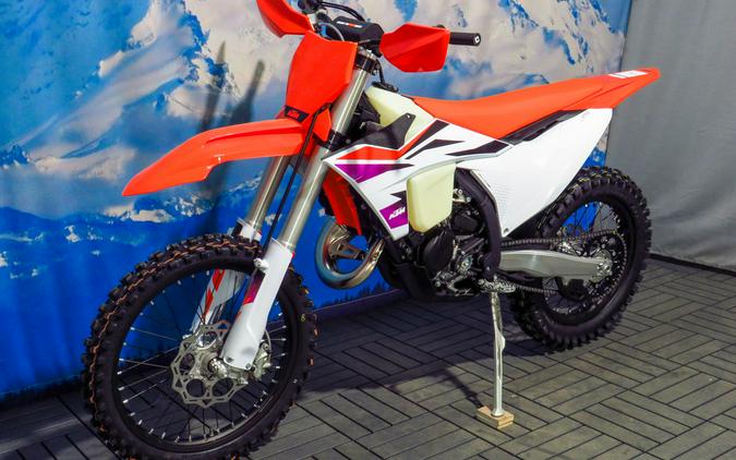 2024 KTM 125 XC