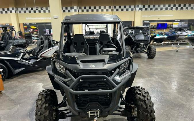 2023 Can-Am Commander XT 700