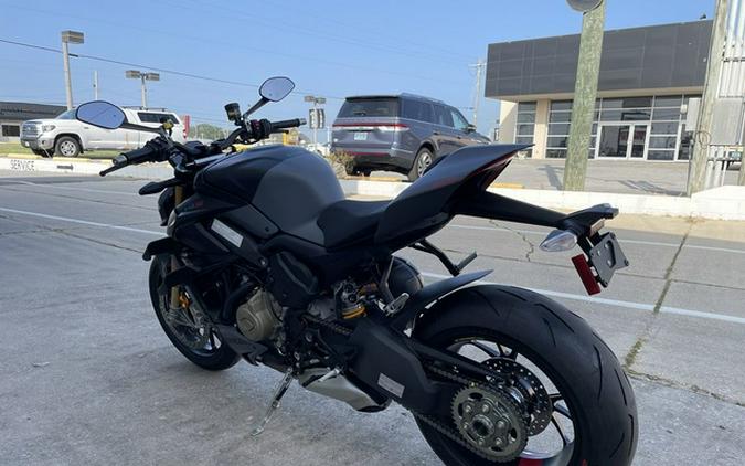 2024 Ducati Streetfighter V4 S Grey & Black