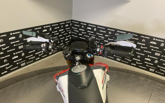 2025 DUCATI HYPERMOTARD 950 SP - 15835U