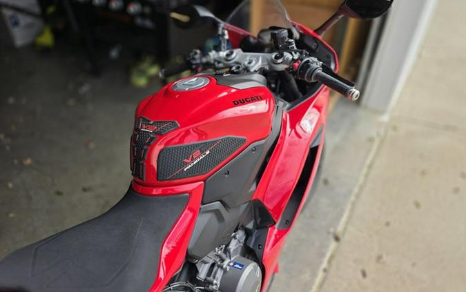 2025 Ducati Panigale V2 S