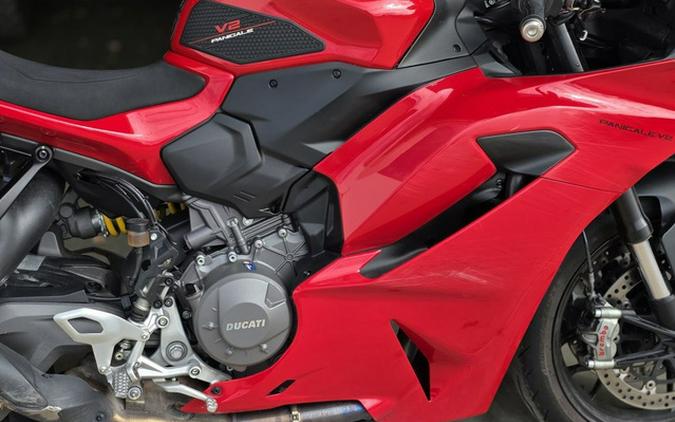 2025 Ducati Panigale V2 S