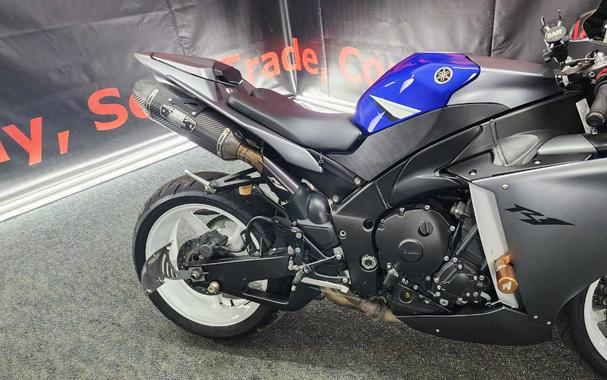 2013 Yamaha YZF-R1