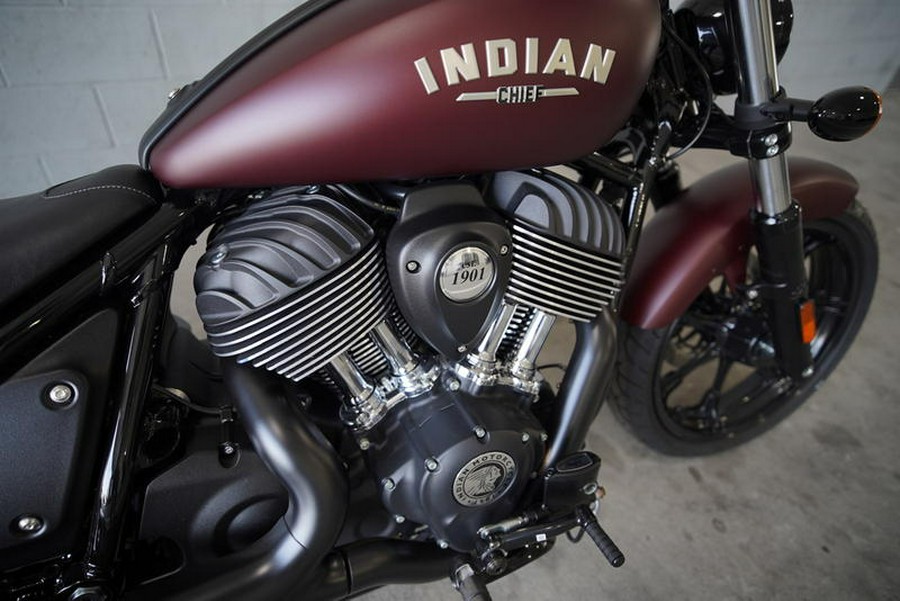 2024 Indian Motorcycle® Chief ABS Maroon Metallic Smoke