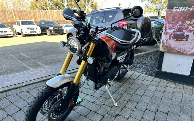 2025 Triumph Scrambler 1200 XE