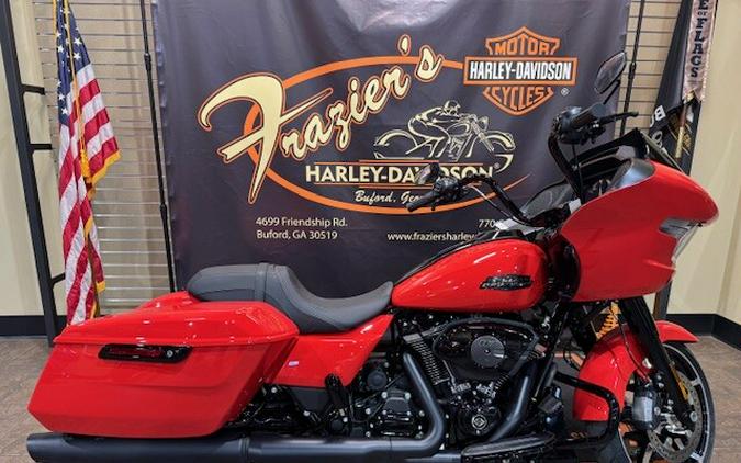 2026 Harley-Davidson® Road Glide® Blood Orange Black Trim