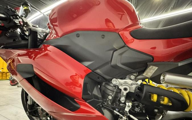 2026 Ducati Panigale V2