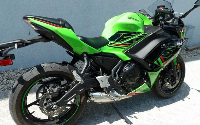 2023 Kawasaki Ninja 650 KRT Edition