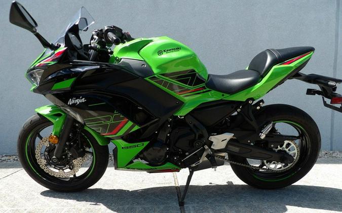 2023 Kawasaki Ninja 650 KRT Edition