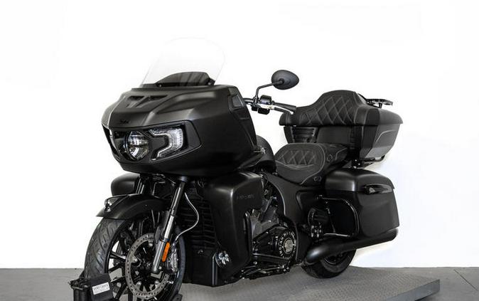 2024 Indian Motorcycle® Pursuit® Dark Horse® Black Smoke