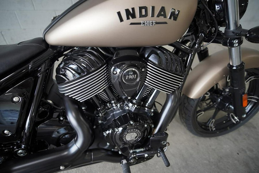 2024 Indian Motorcycle® Chief Dark Horse® Icon Sandstone Smoke