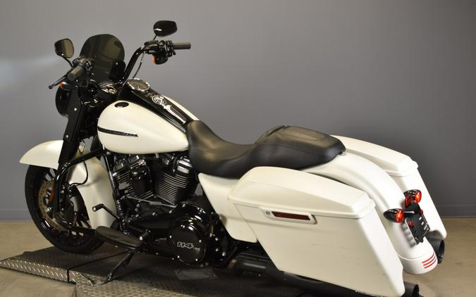 2019 Harley-Davidson Road King Special