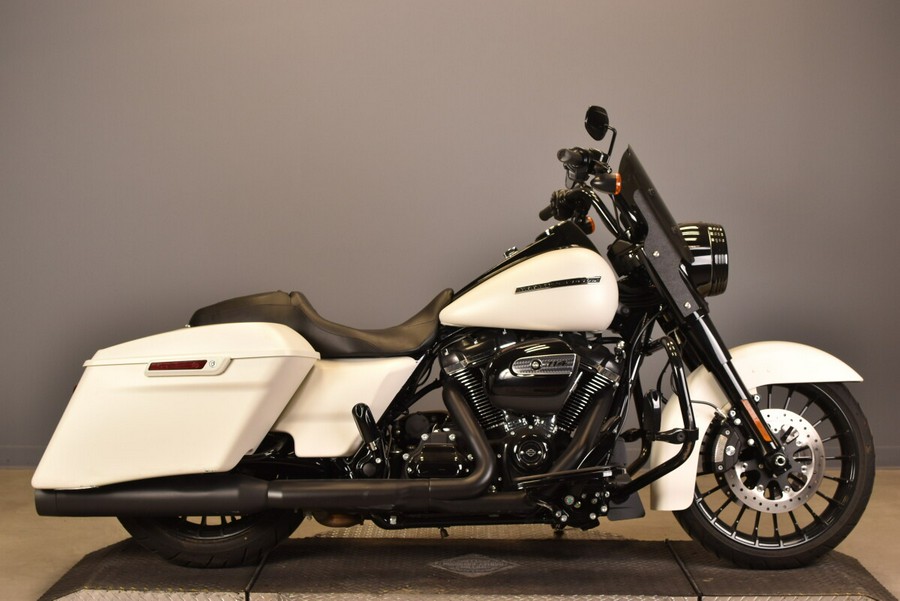 2019 Harley-Davidson Road King Special