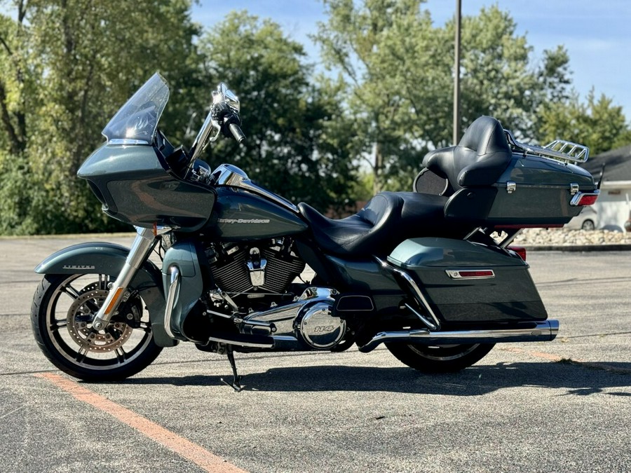 2020 Harley-Davidson Road Glide Limited Silver Pine/Spruce