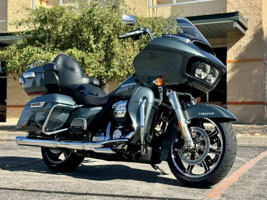 2020 Harley-Davidson Road Glide Limited Silver Pine/Spruce