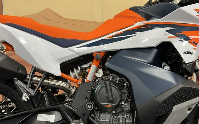 2026 KTM 890 Adventure R