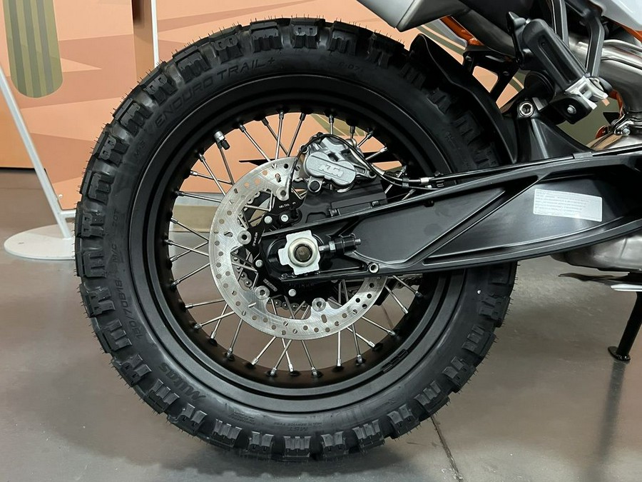 2026 KTM 890 Adventure R