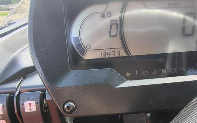 2024 Can-Am Commander X MR