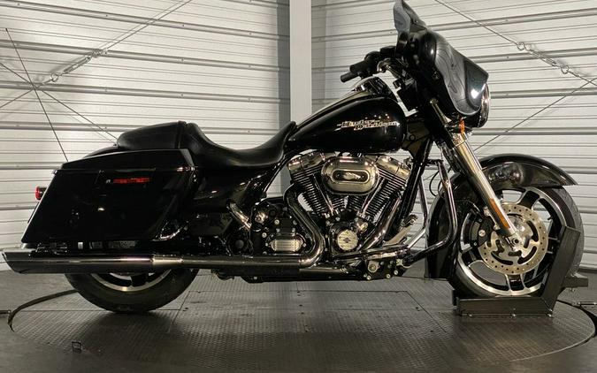 2013 Harley-Davidson® FLHX - Street Glide®