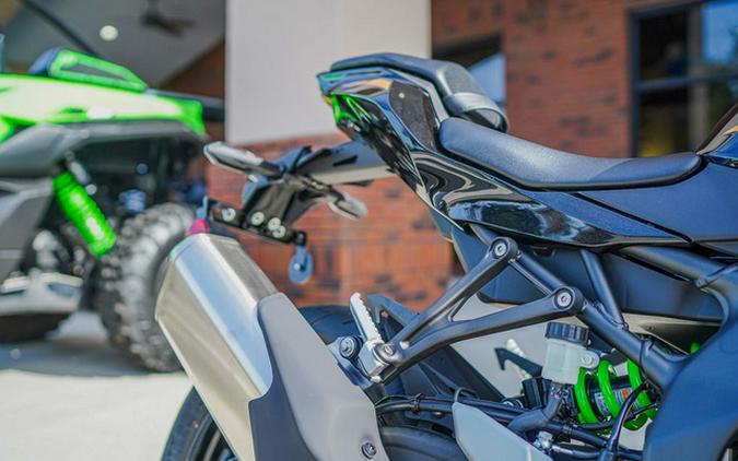 2026 Kawasaki Ninja ZX-4RR ABS