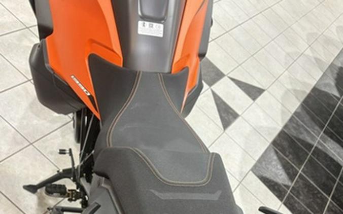 2027 KTM 1390 Super Adventure S EVO