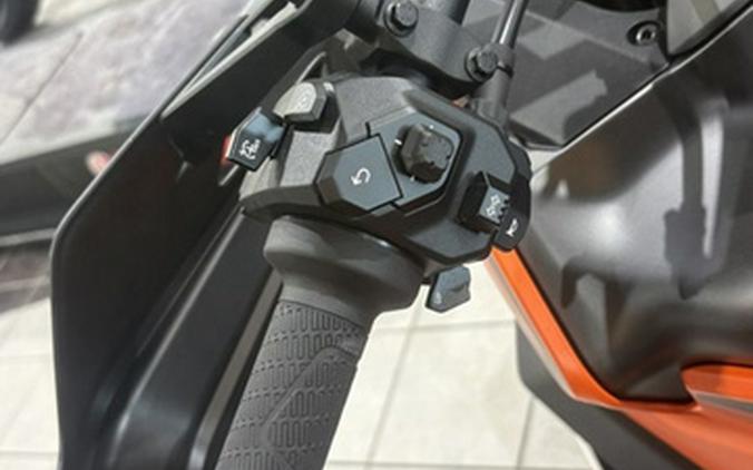 2027 KTM 1390 Super Adventure S EVO