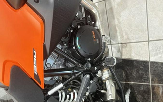 2027 KTM 1390 Super Adventure S EVO