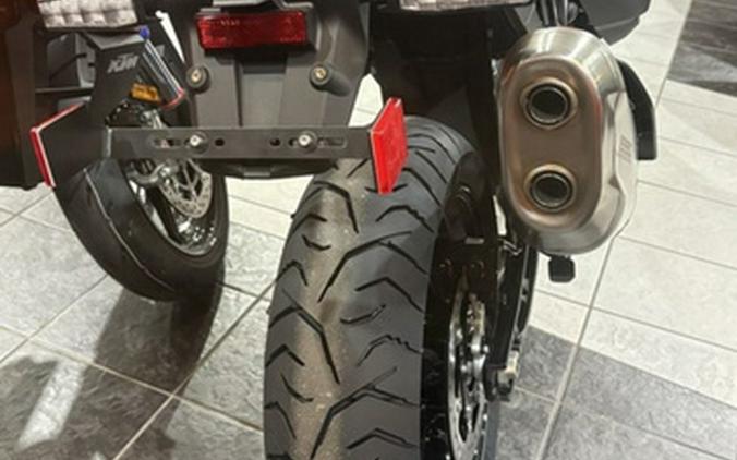 2027 KTM 1390 Super Adventure S EVO