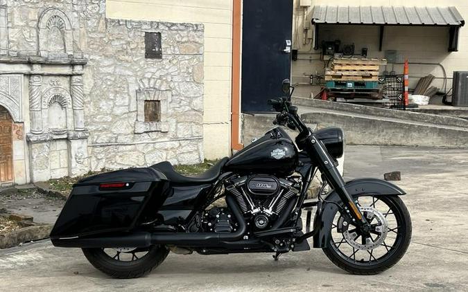 2022 Harley-Davidson Road King Special Review