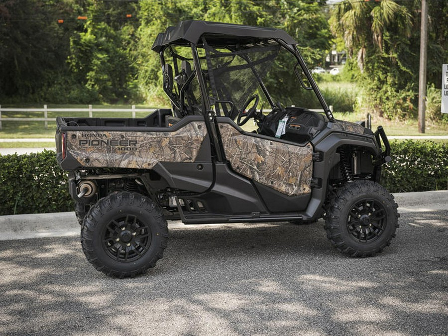 2023 Honda® Pioneer 1000 Forest