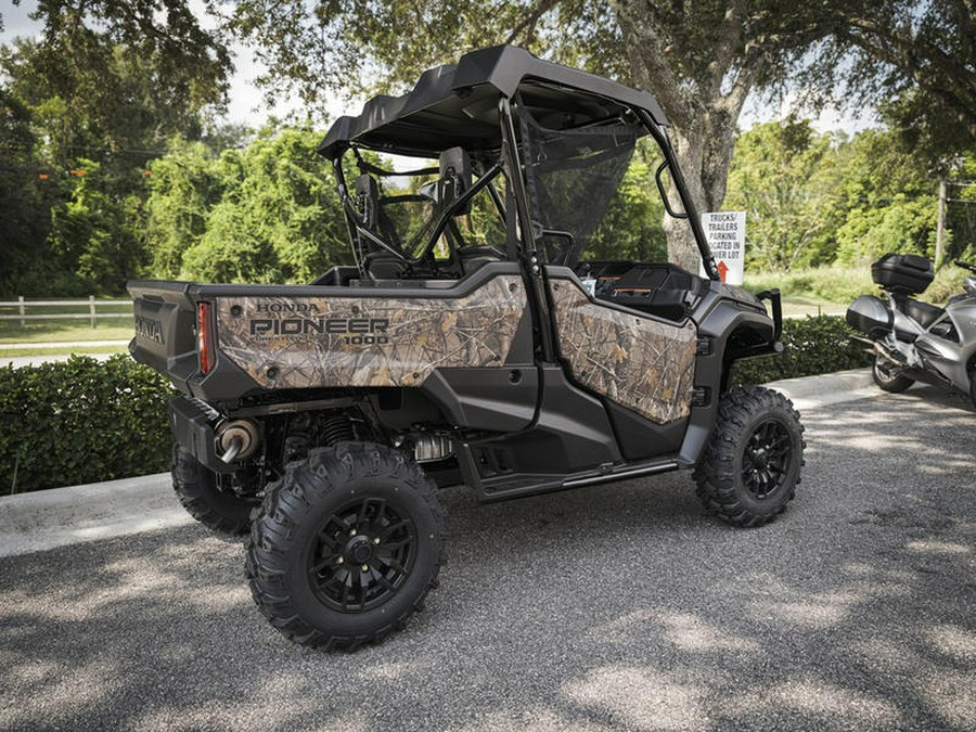 2023 Honda® Pioneer 1000 Forest