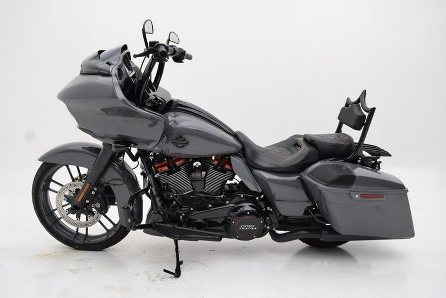 2018 Harley-Davidson® FLTRXSE - CVO™ Road Glide®