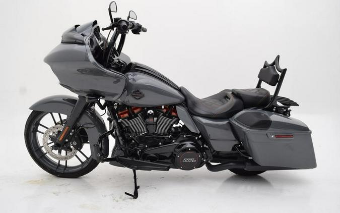 2018 Harley-Davidson® FLTRXSE - CVO™ Road Glide®