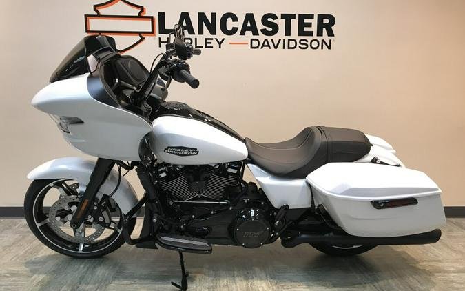 2024 Harley-Davidson Road Glide™ White Onyx Pearl - Black Finish FLTRX