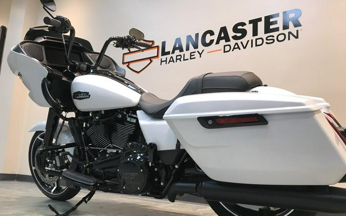 2024 Harley-Davidson Road Glide™ White Onyx Pearl - Black Finish FLTRX