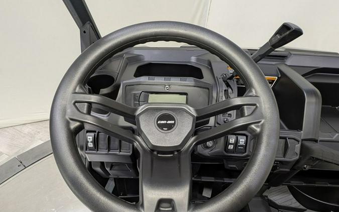 2025 Can-Am Defender DPS HD10