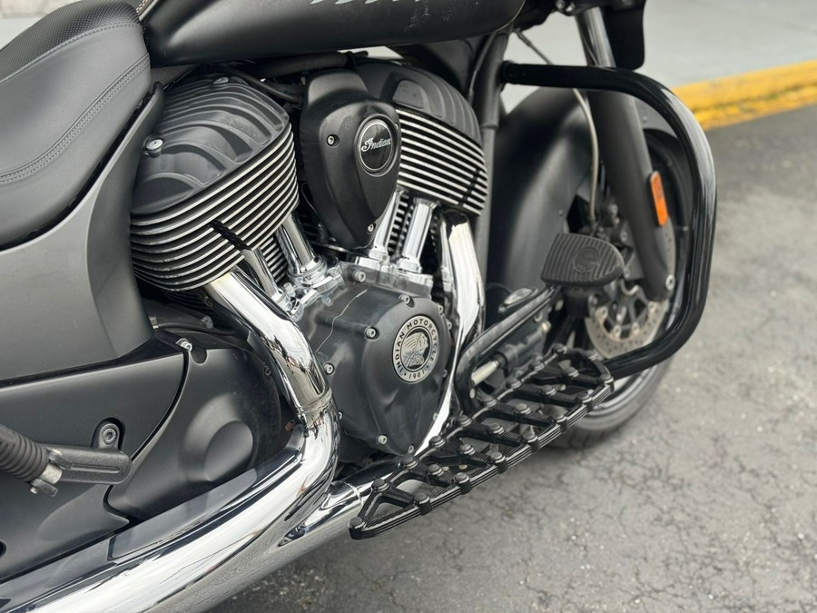 2018 Indian Motorcycle Chieftain® Dark Horse® ABS