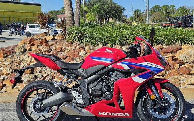 2026 Honda CBR650R E-Clutch
