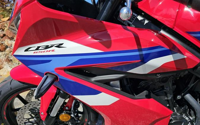 2026 Honda CBR650R E-Clutch