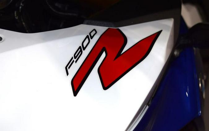 2022 BMW F 900 R Light White/Racing Blue Metallic/Racing Red