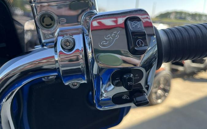 2018 Indian Chieftain Limited Brilliant Blue