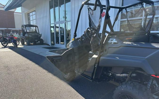 2026 Honda Pioneer 700 Deluxe
