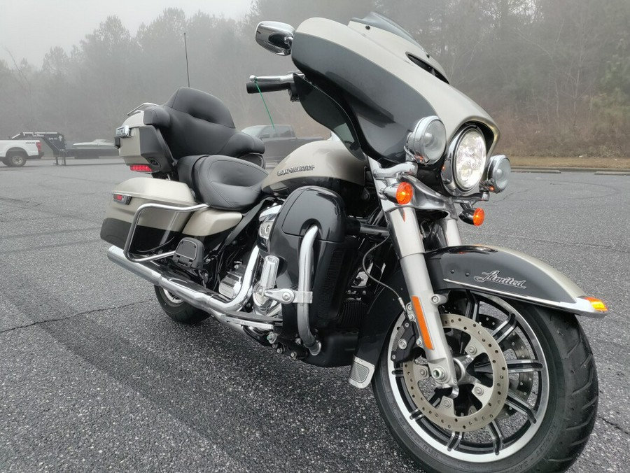 2018 Harley-Davidson Ultra Limited Silver Fortune/Black Tempest