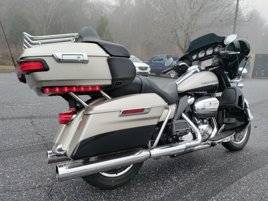 2018 Harley-Davidson Ultra Limited Silver Fortune/Black Tempest