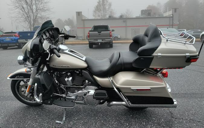 2018 Harley-Davidson Ultra Limited Silver Fortune/Black Tempest