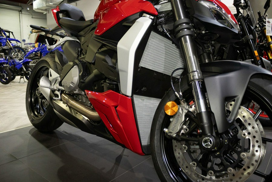 2023 Ducati Streetfighter V2 Ducati Red