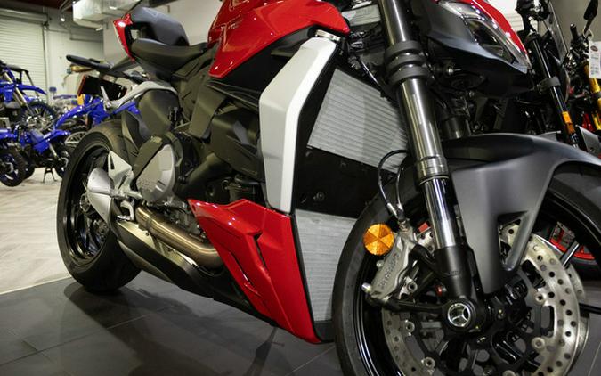 2023 Ducati Streetfighter V2 Ducati Red